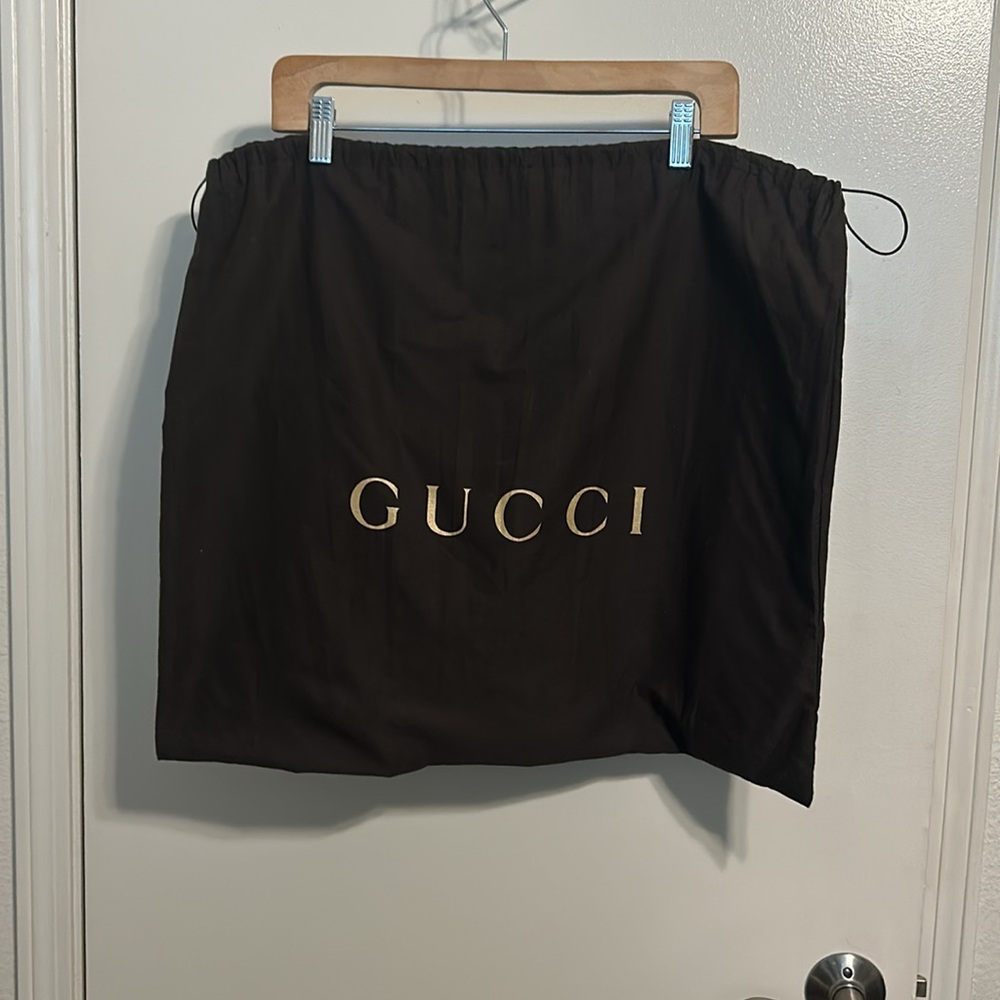 Gucci Handbag - Pre-loved Authentic with Dust Bag included. - Picture 15 of 15